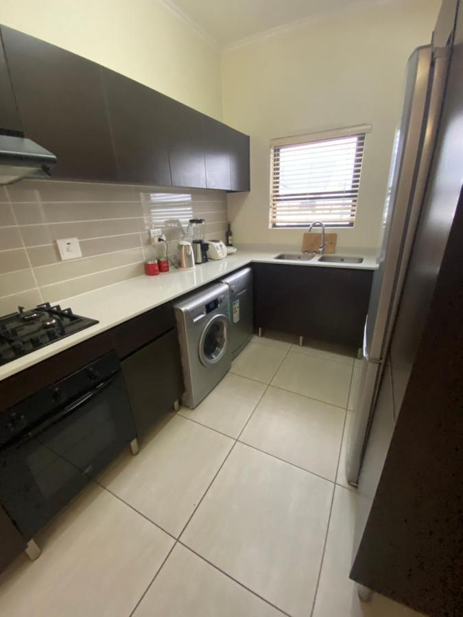 Greenstone Ridge Apartment Johannesburg Bagian luar foto