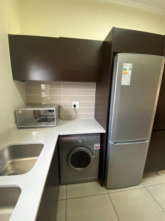 Greenstone Ridge Apartment Johannesburg Bagian luar foto